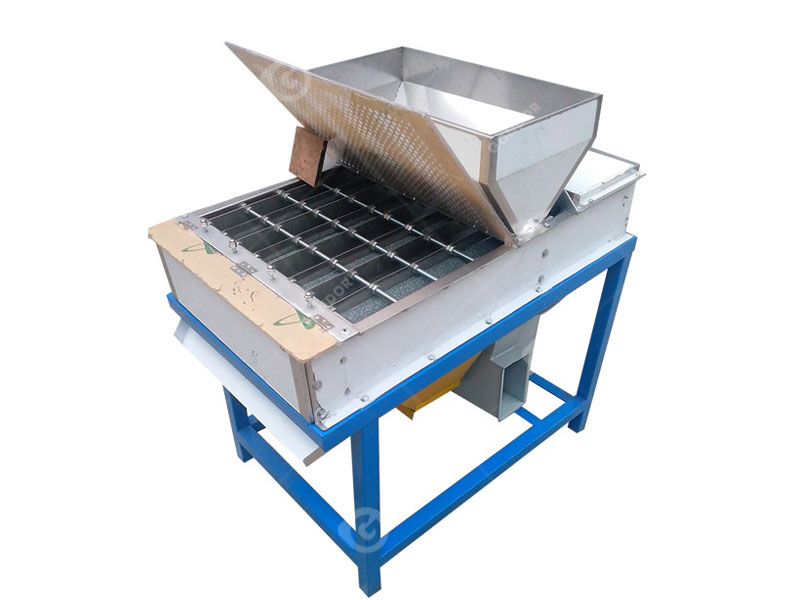 Groundnut Peeling Machine