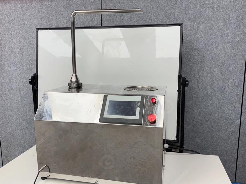 Small chocolate tempering machine with rapid tempering function