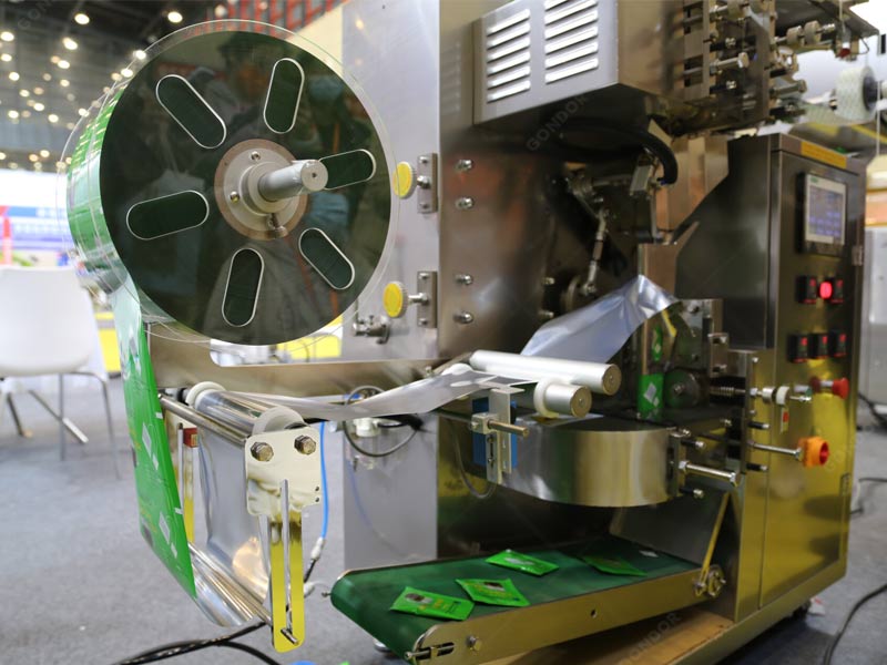 detail of Gondor tea bag making machine