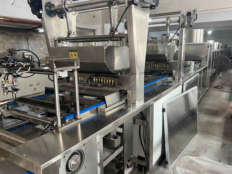 Fully customizable lollipop candy production line