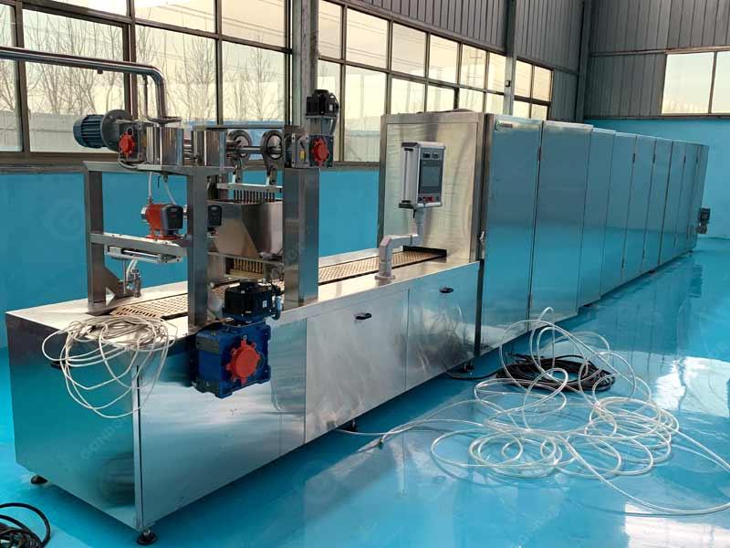 Automatic gummy bear manufacturing equipment