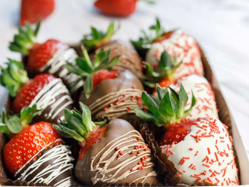 Automatic chocolate covered strawberries machine price