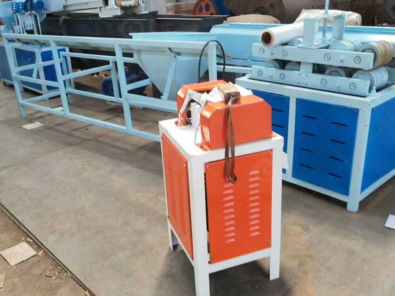 Modular plastic pelletizing line for flexible expansion and customization