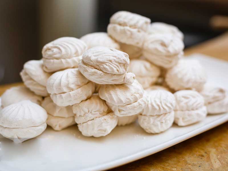 make vegan marshmallows for hot chocolate