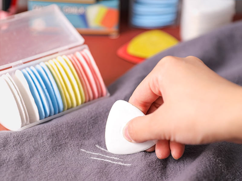 Chalk moulding machine for custom-shaped chalk (triangular, hexagonal)