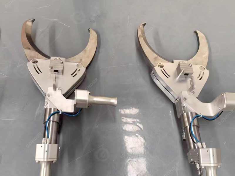 Hydraulic pig shears replacement blades and spare parts