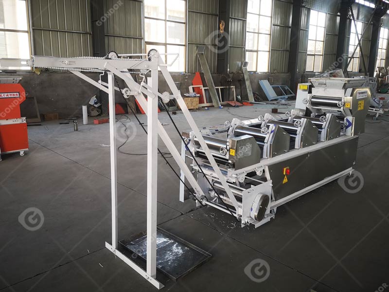 Noodle Making Machine Live Shot1