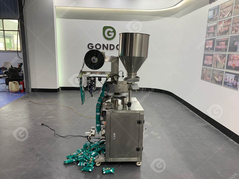 लंबवत पैकेजिंग मशीन