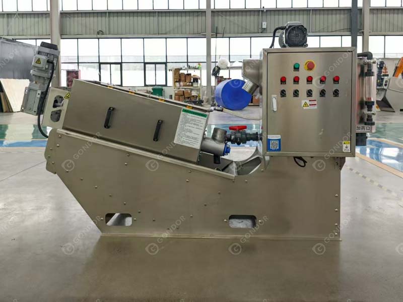 Sludge Dewatering Machine Live Shot2